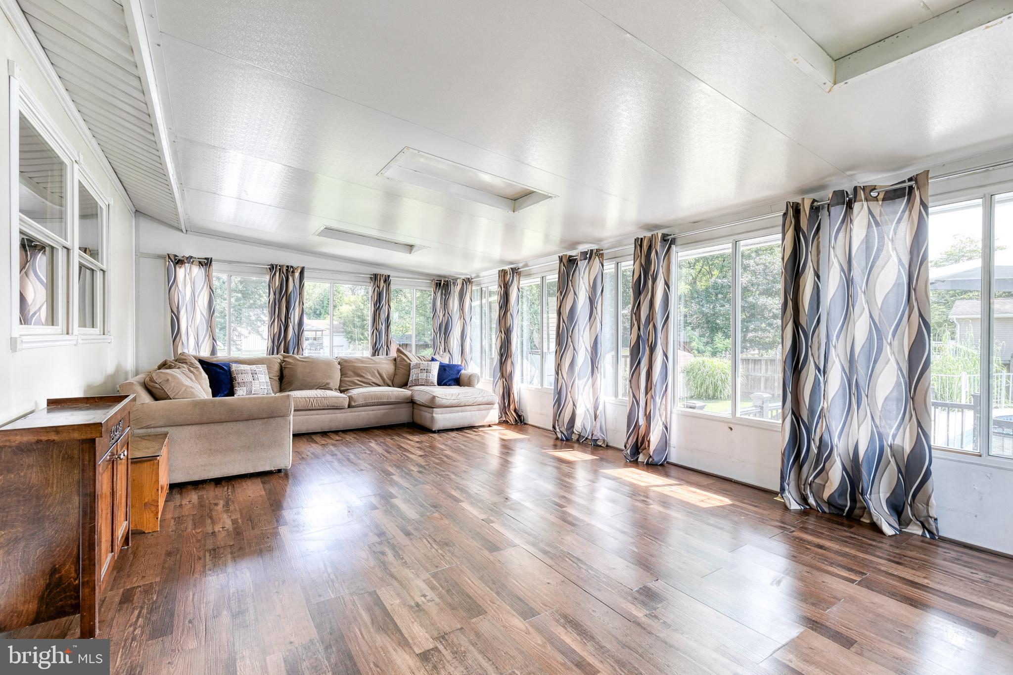 CHELSEA BEACH - Residential