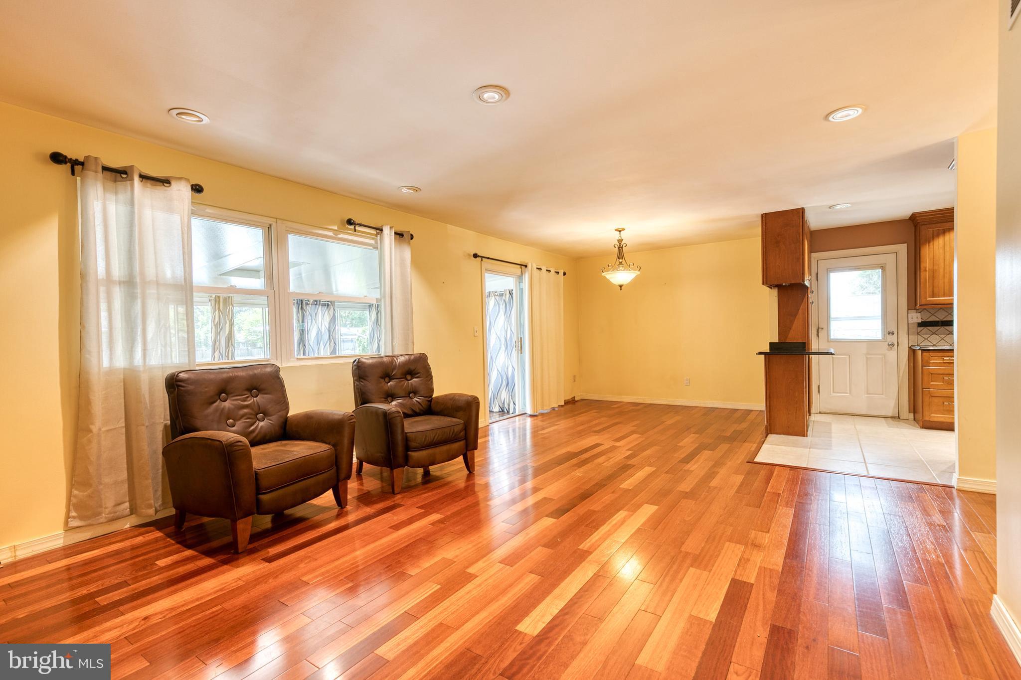 CHELSEA BEACH - Residential