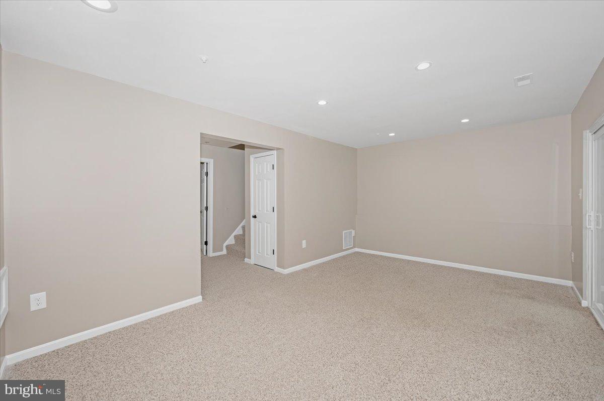 HERITAGE HILLS - Residential