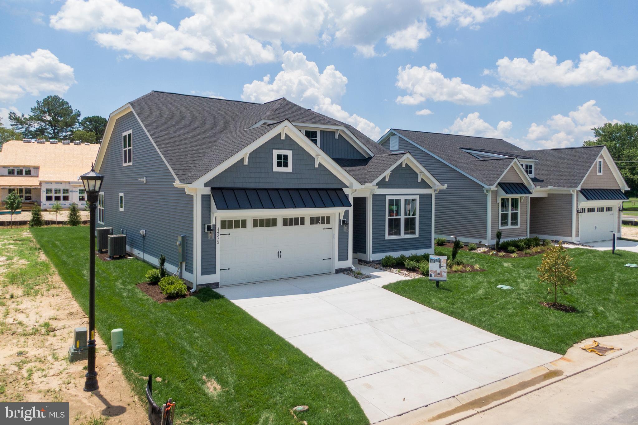 THE KNOLL AT IRONS LANE - Residential