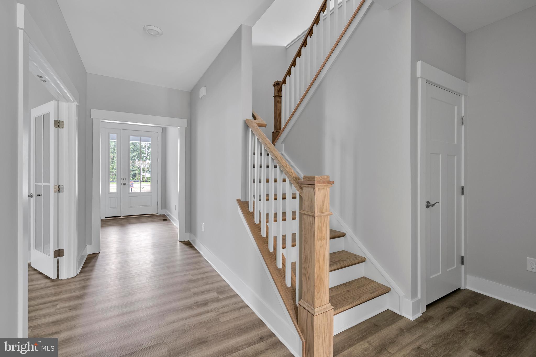 THE KNOLL AT IRONS LANE - Residential