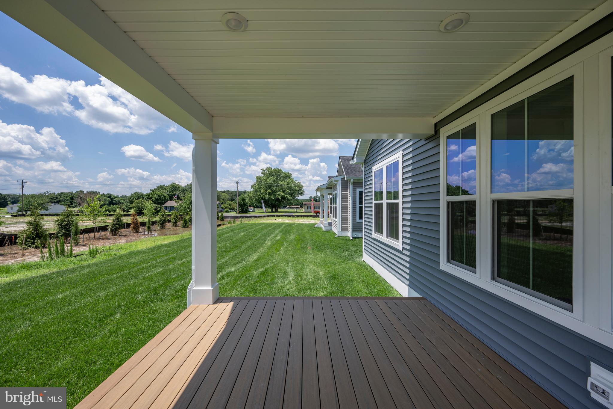 THE KNOLL AT IRONS LANE - Residential