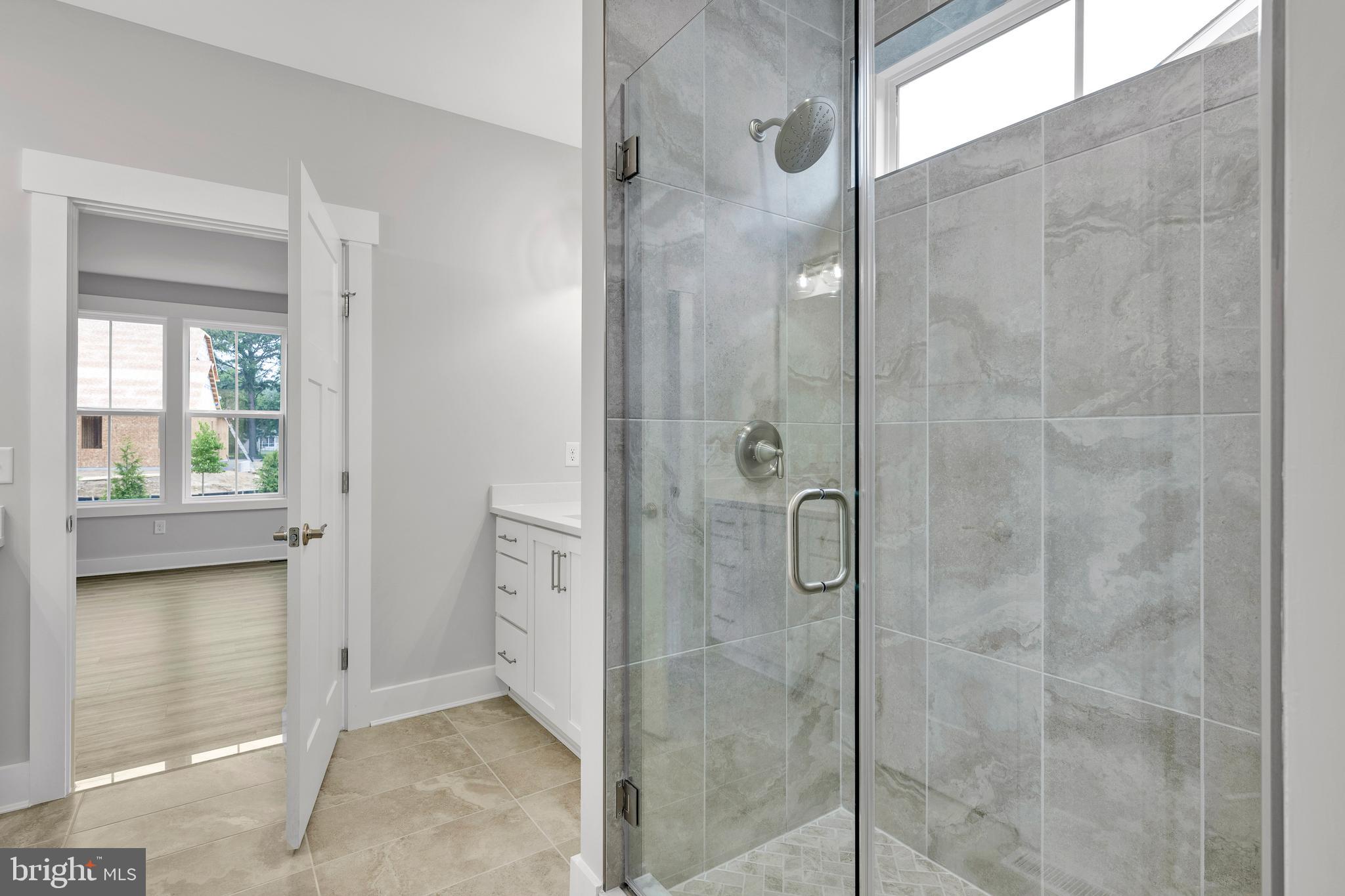 THE KNOLL AT IRONS LANE - Residential