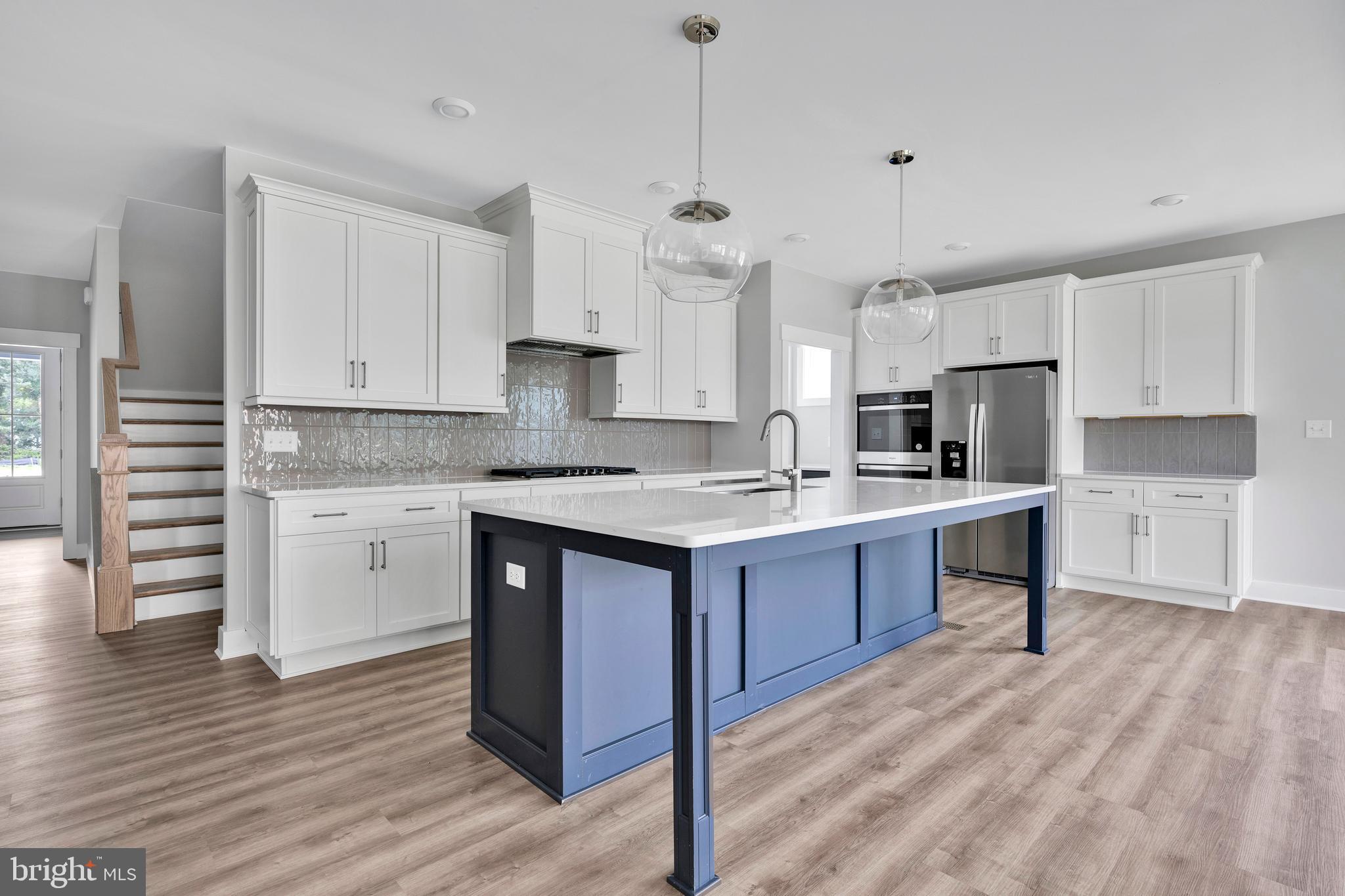 THE KNOLL AT IRONS LANE - Residential