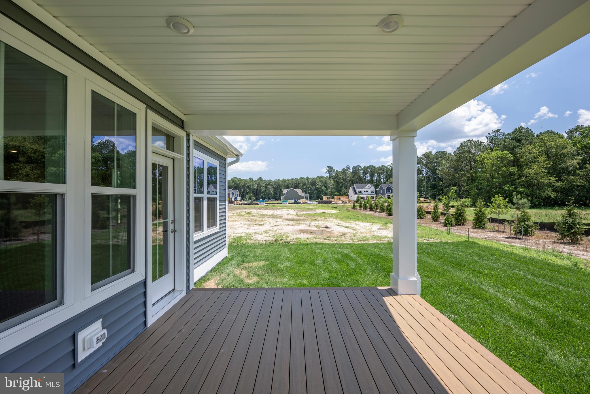 THE KNOLL AT IRONS LANE - Residential