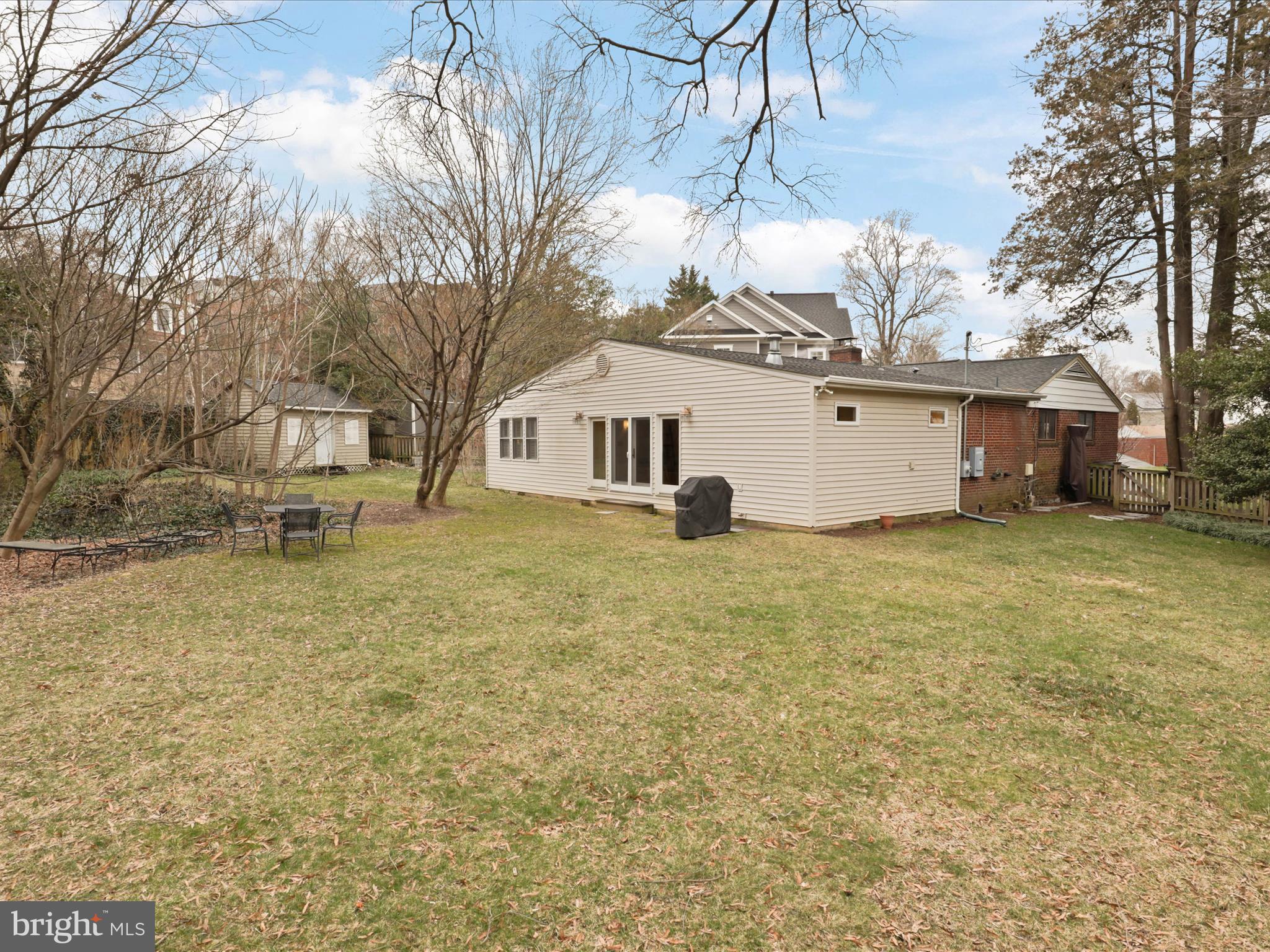 GARDEN CITY - Residential