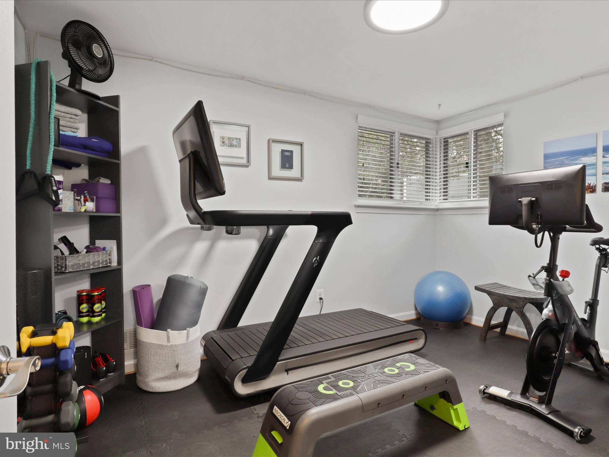 GARDEN CITY - Residential