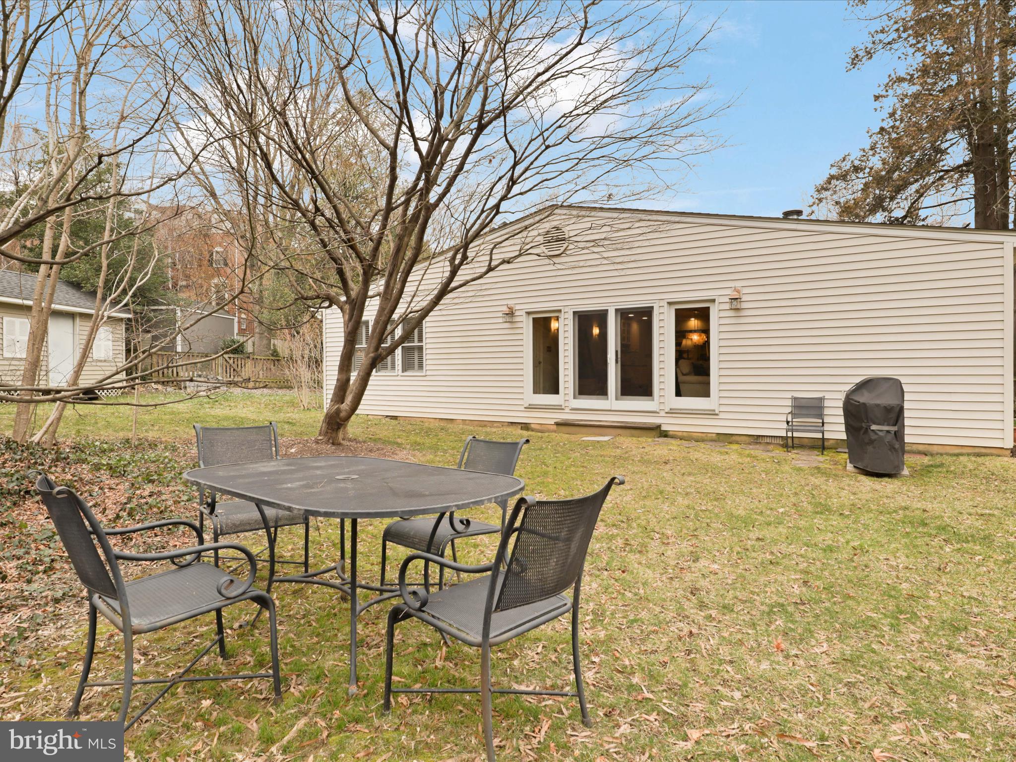 GARDEN CITY - Residential