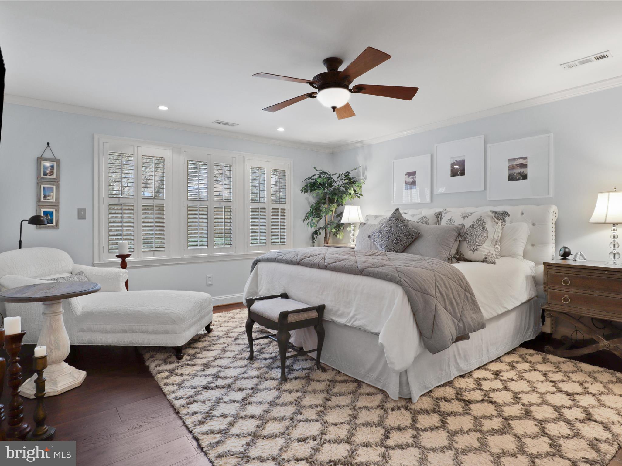 GARDEN CITY - Residential