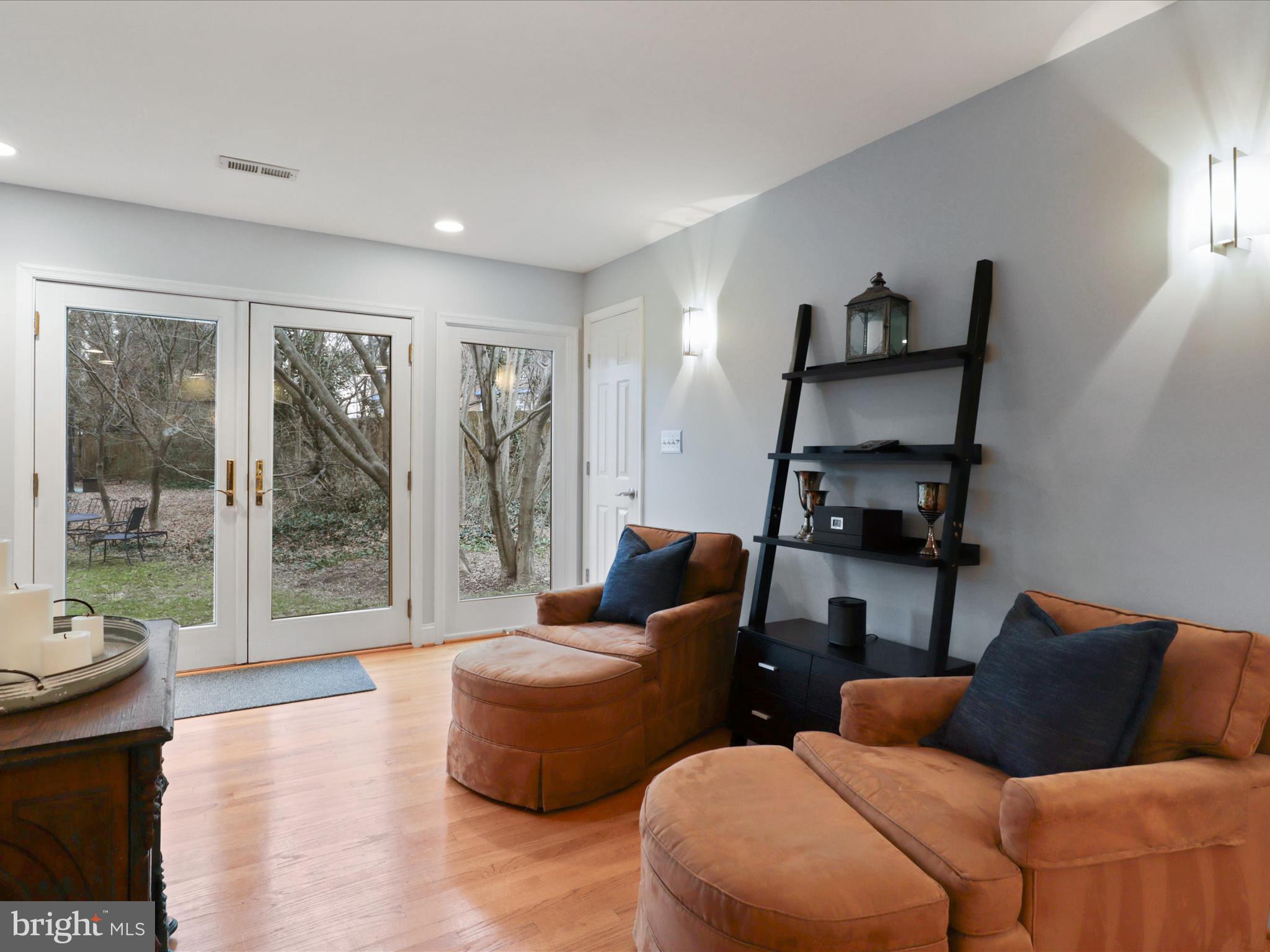 GARDEN CITY - Residential