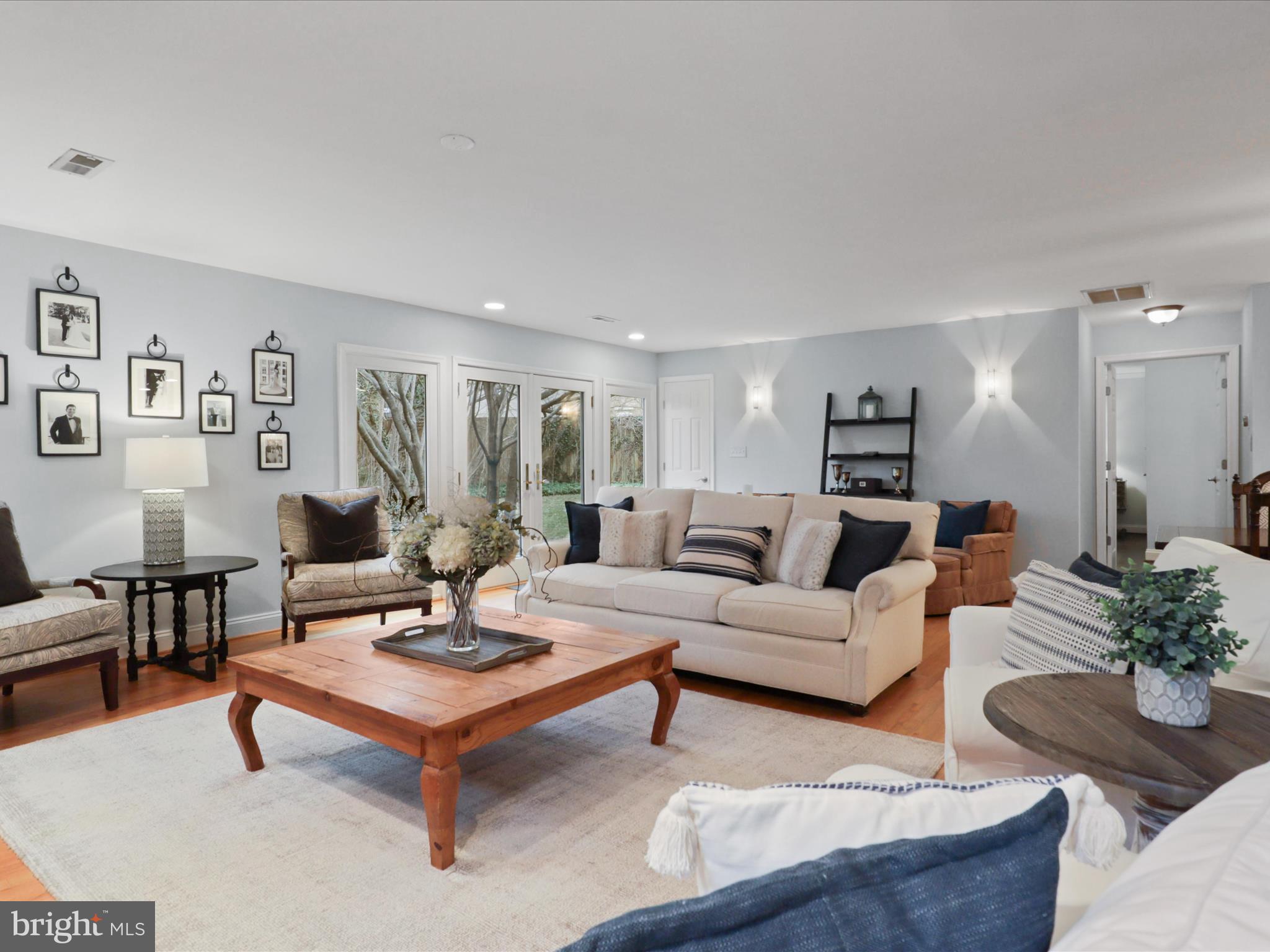 GARDEN CITY - Residential