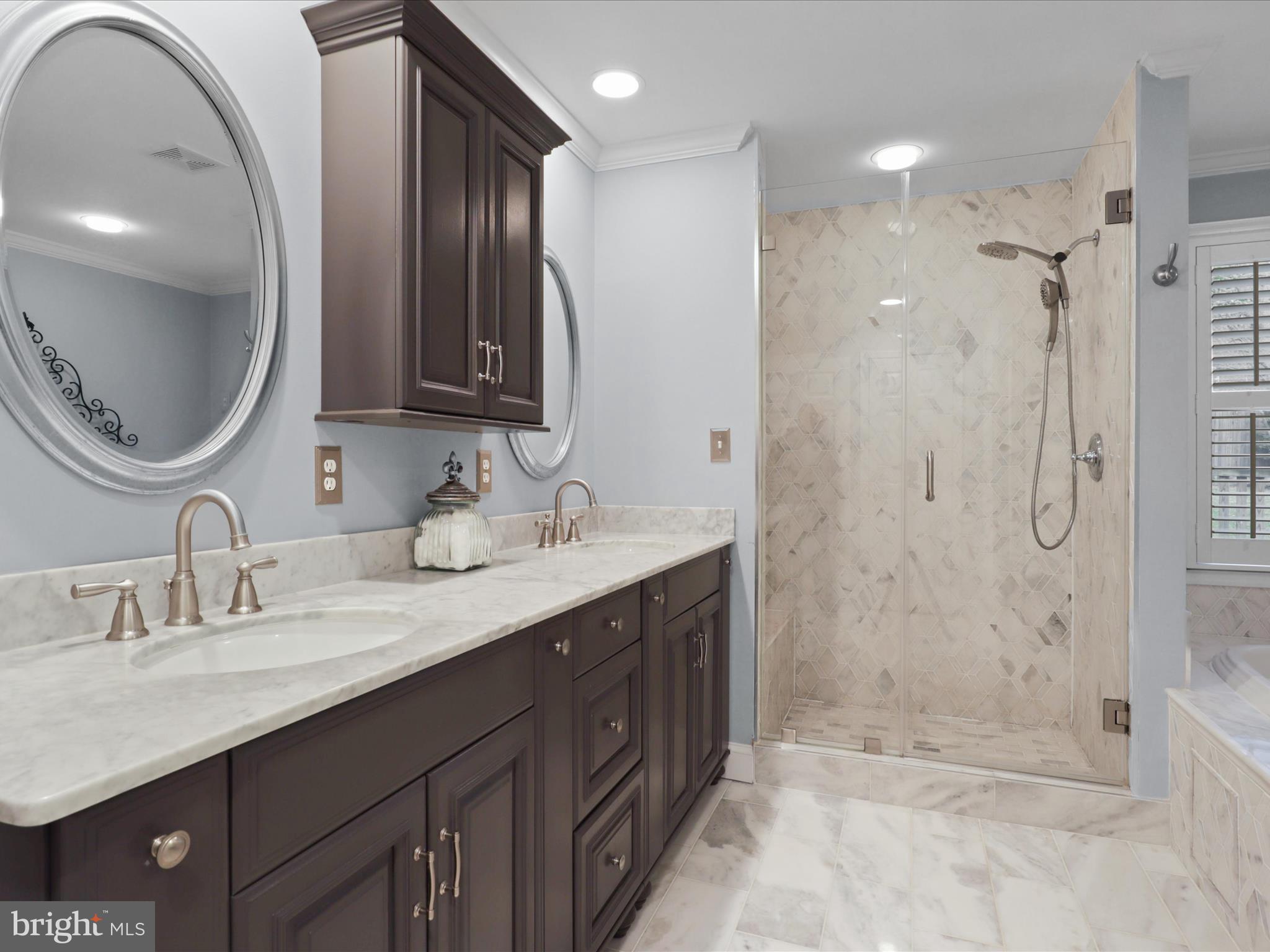 GARDEN CITY - Residential