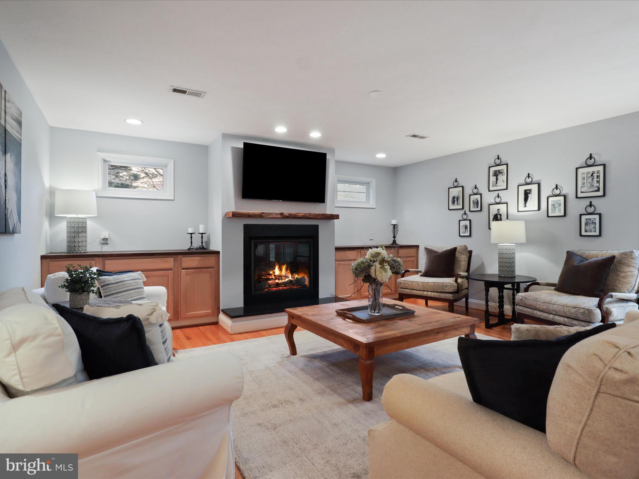 GARDEN CITY - Residential