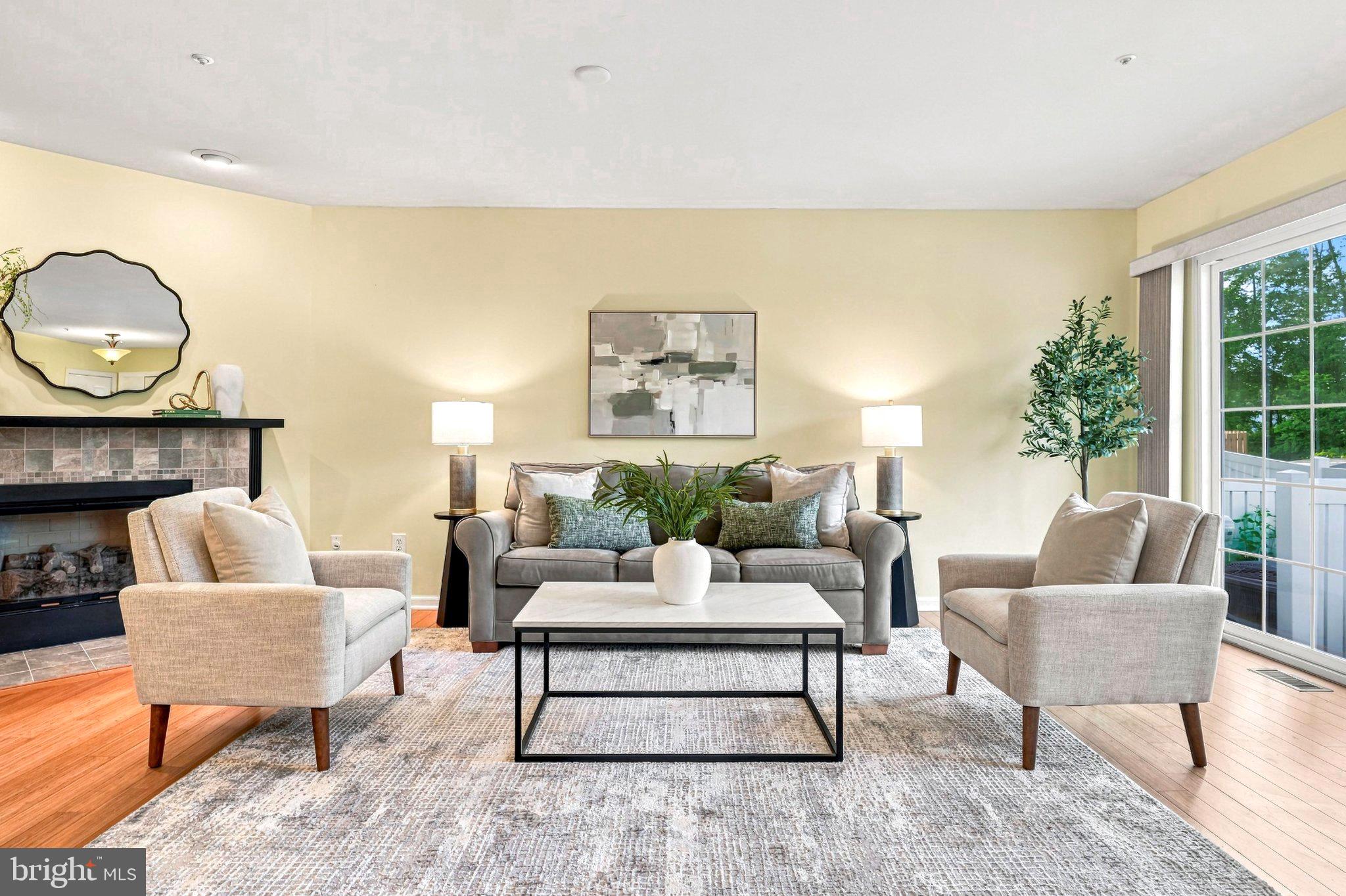 322 EAGLE CT 206