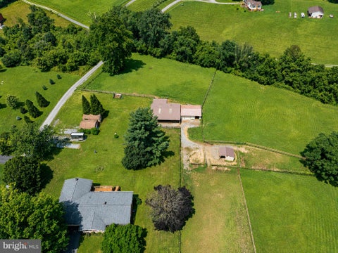 Homes For Sale - 1752 Rohrersville Road<br/> KNOXVILLE, MD 21758