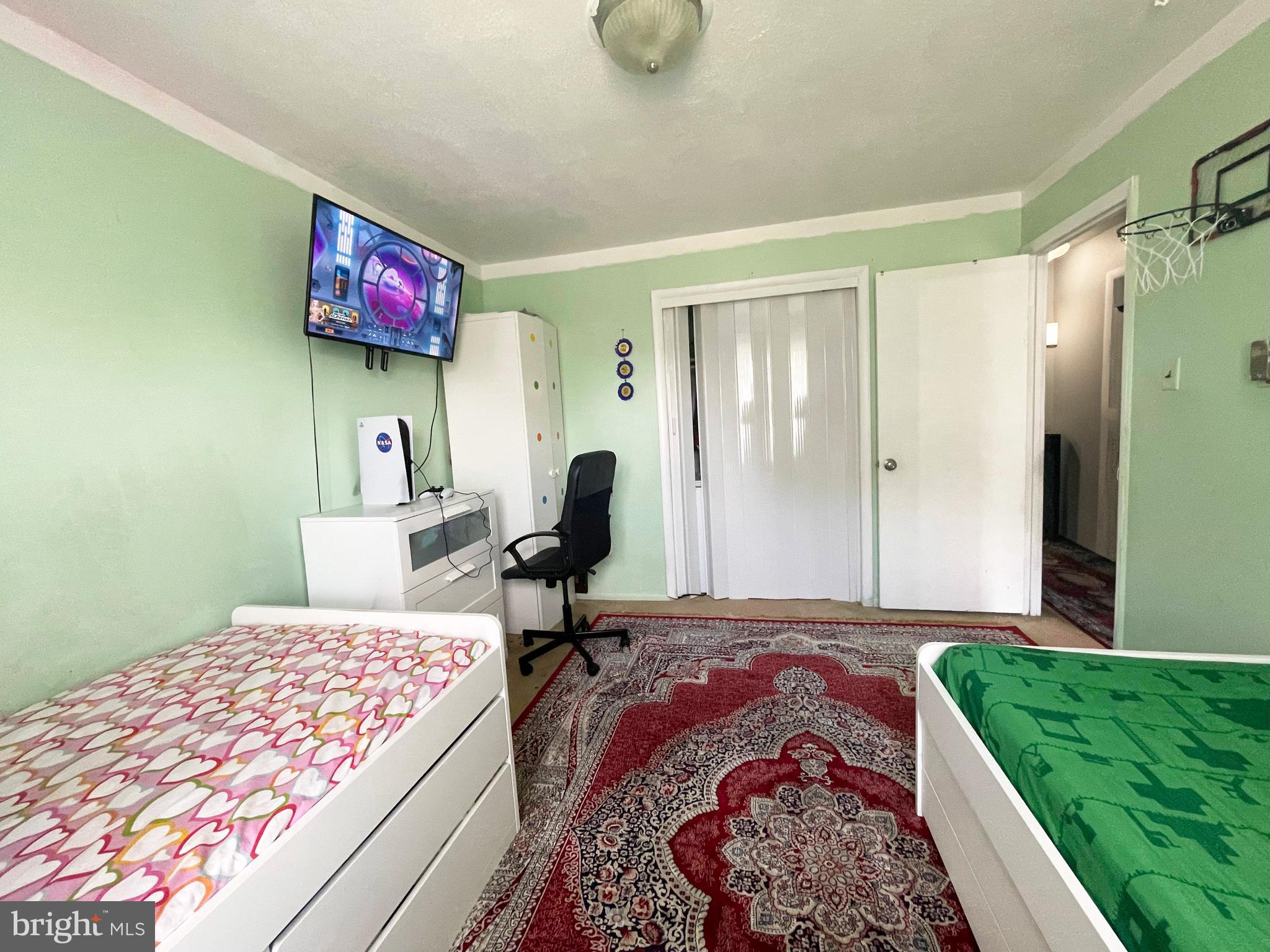 PINEWOOD SOUTH - Residential