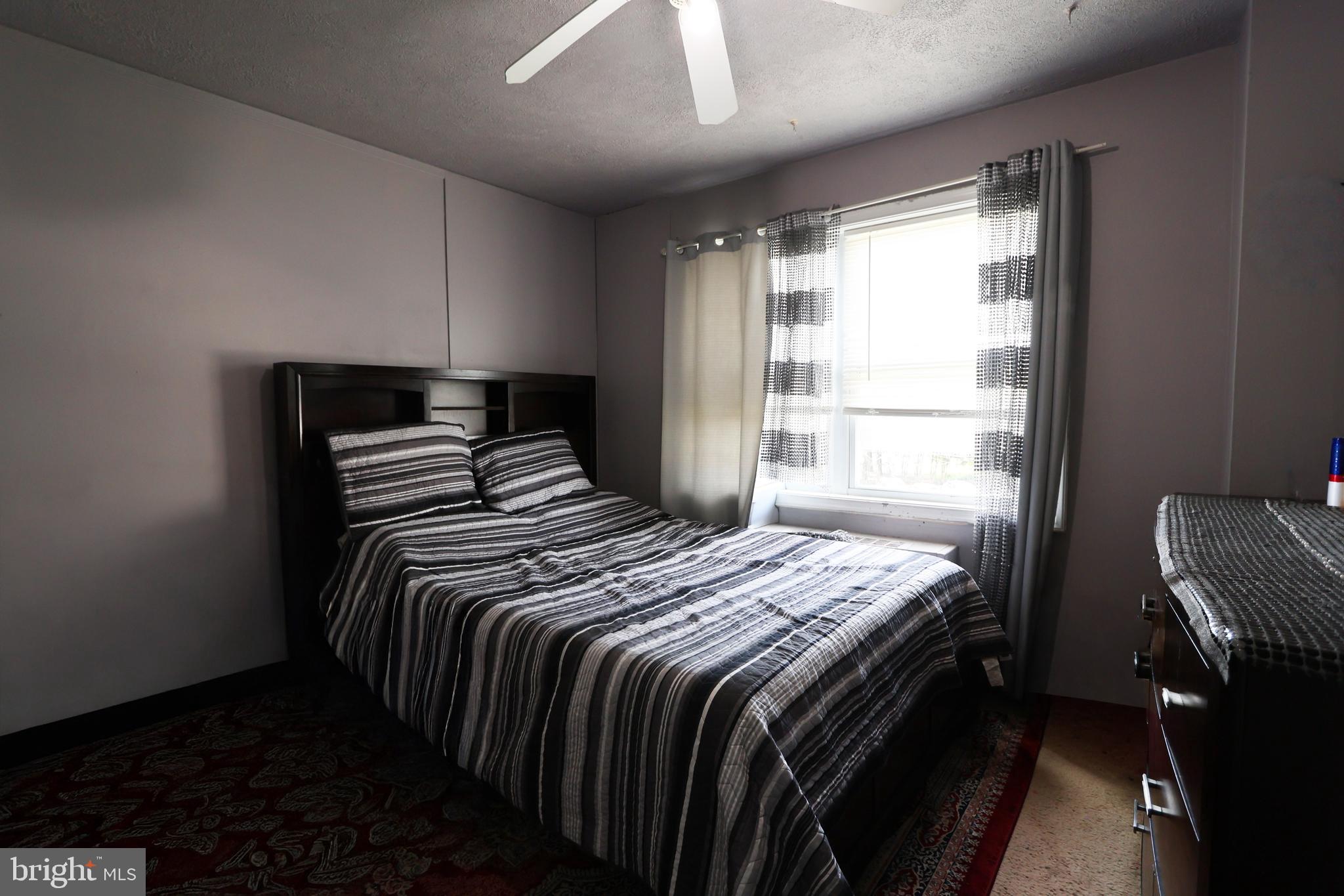 PINEWOOD SOUTH - Residential