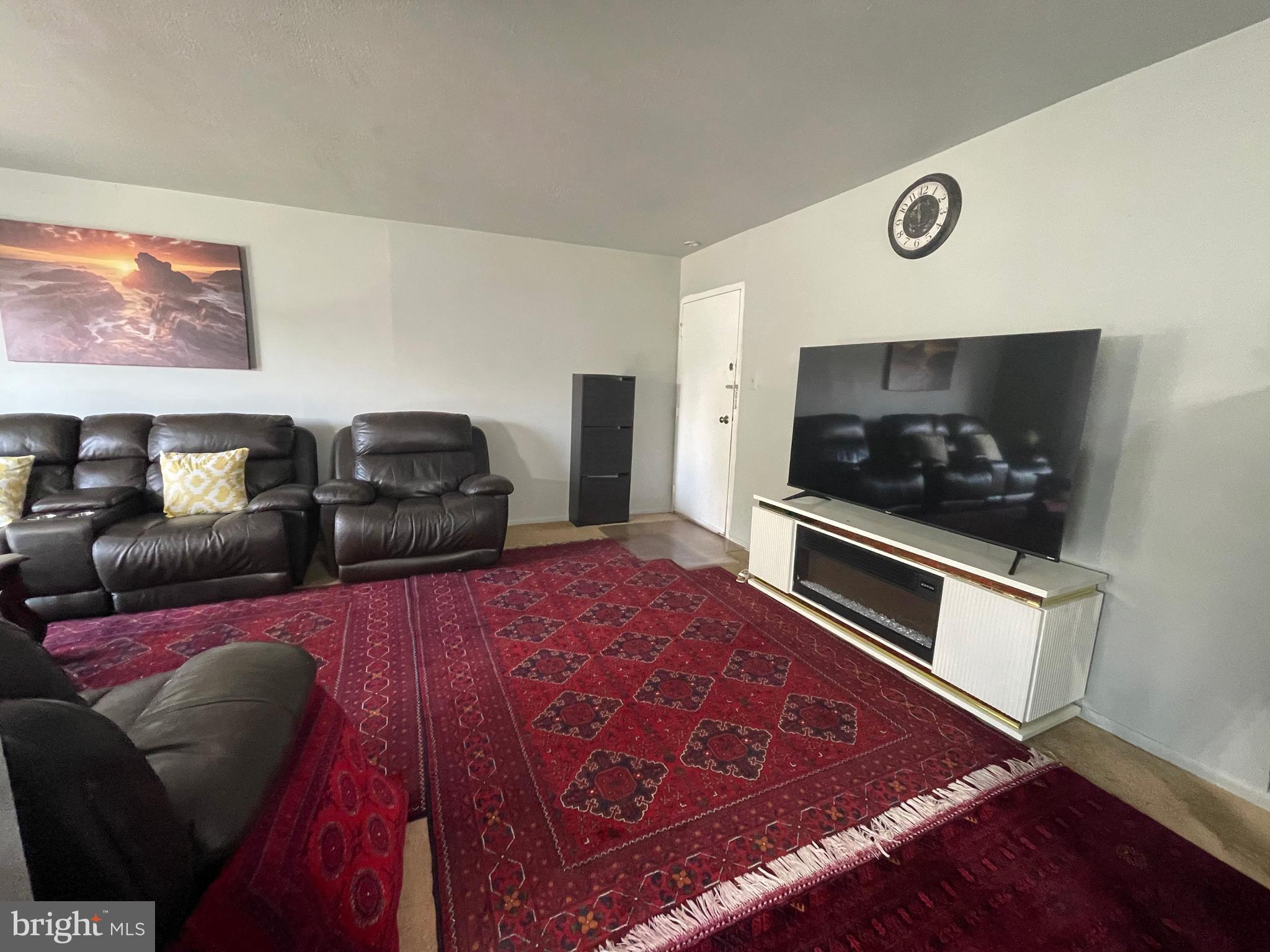 8424 RICHMOND HIGHWAY 90