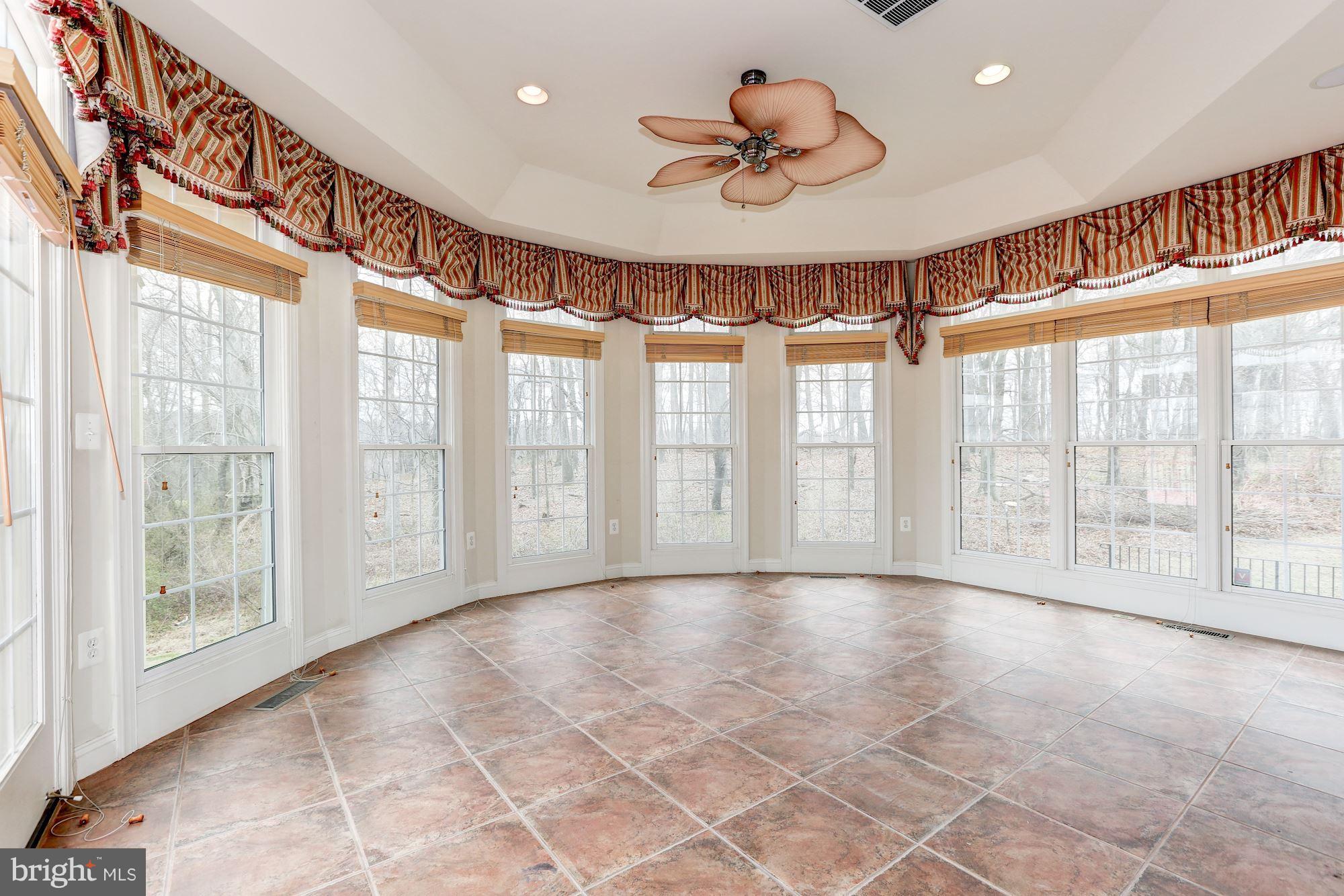 BROOKEFIELD - Residential