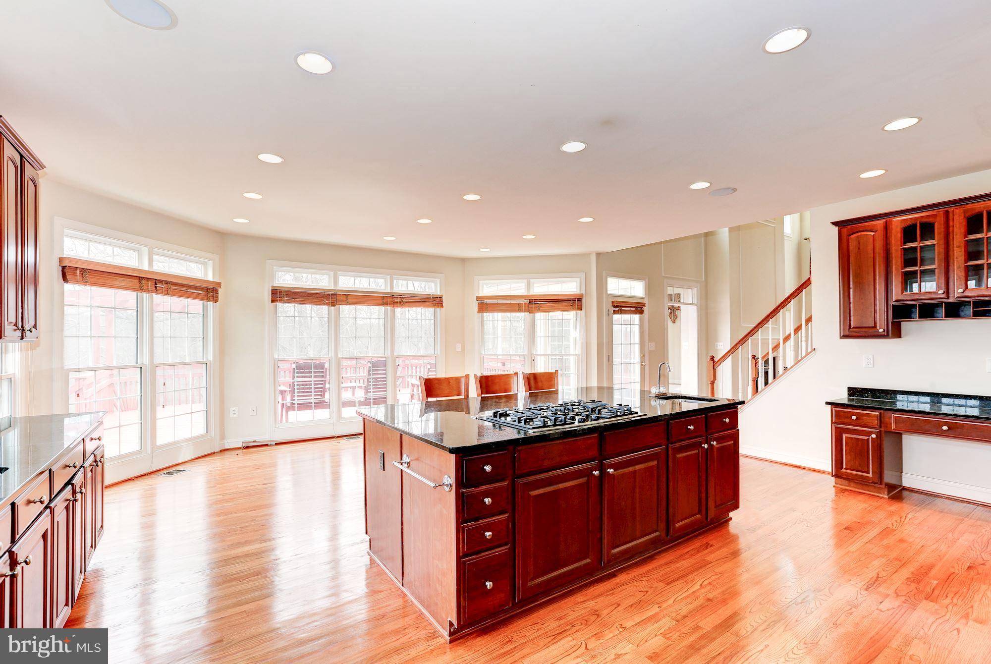 BROOKEFIELD - Residential