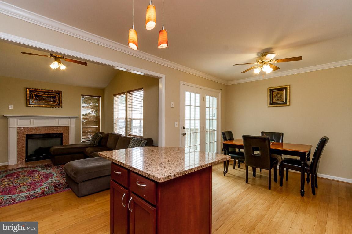 RIVERSIDE VILLAGES - Residential