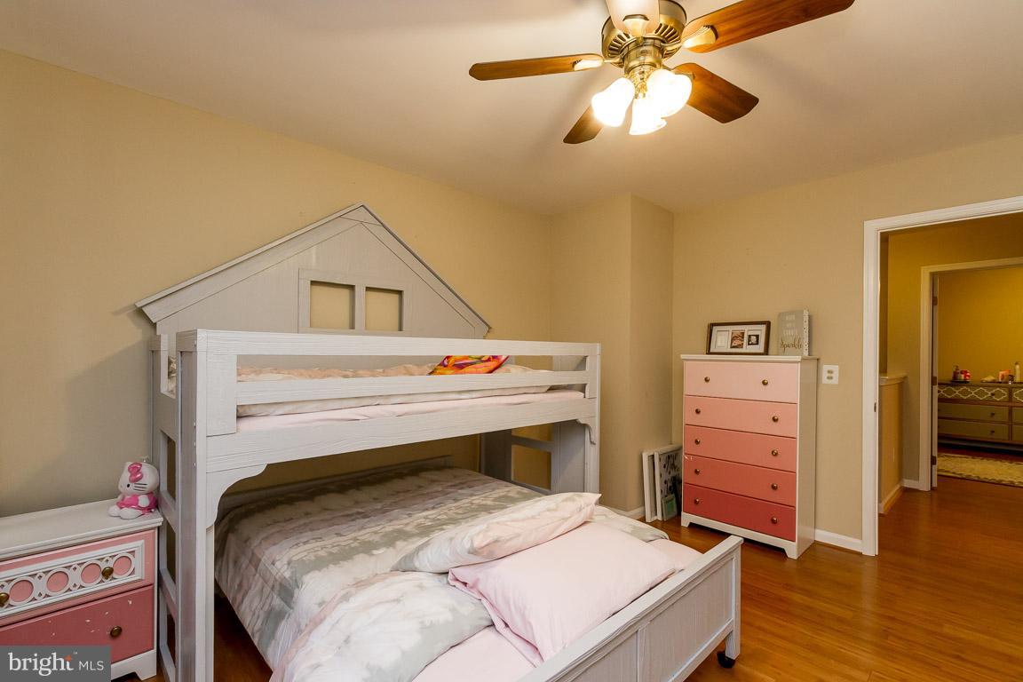 RIVERSIDE VILLAGES - Residential