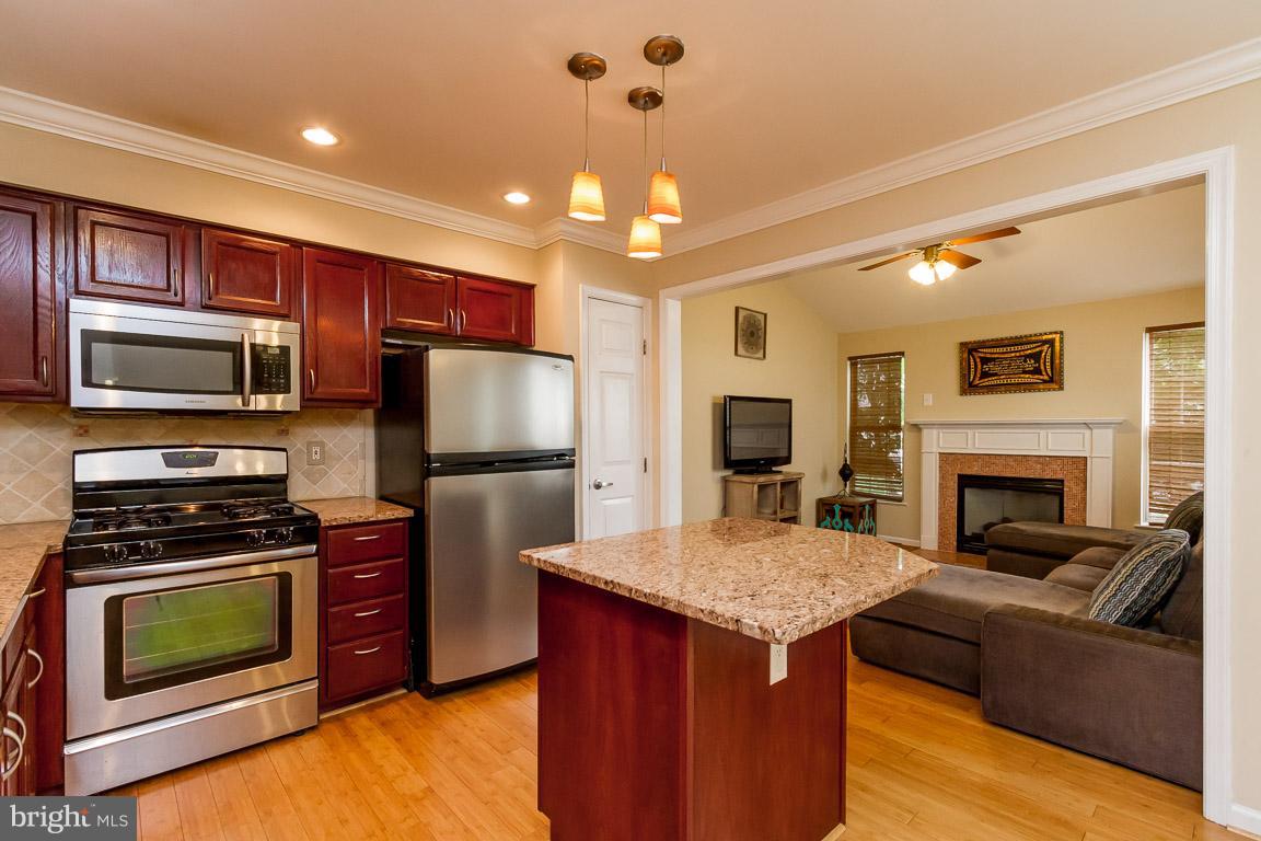 RIVERSIDE VILLAGES - Residential