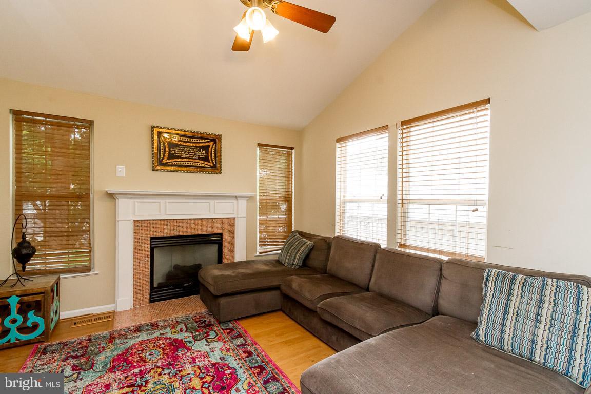 RIVERSIDE VILLAGES - Residential