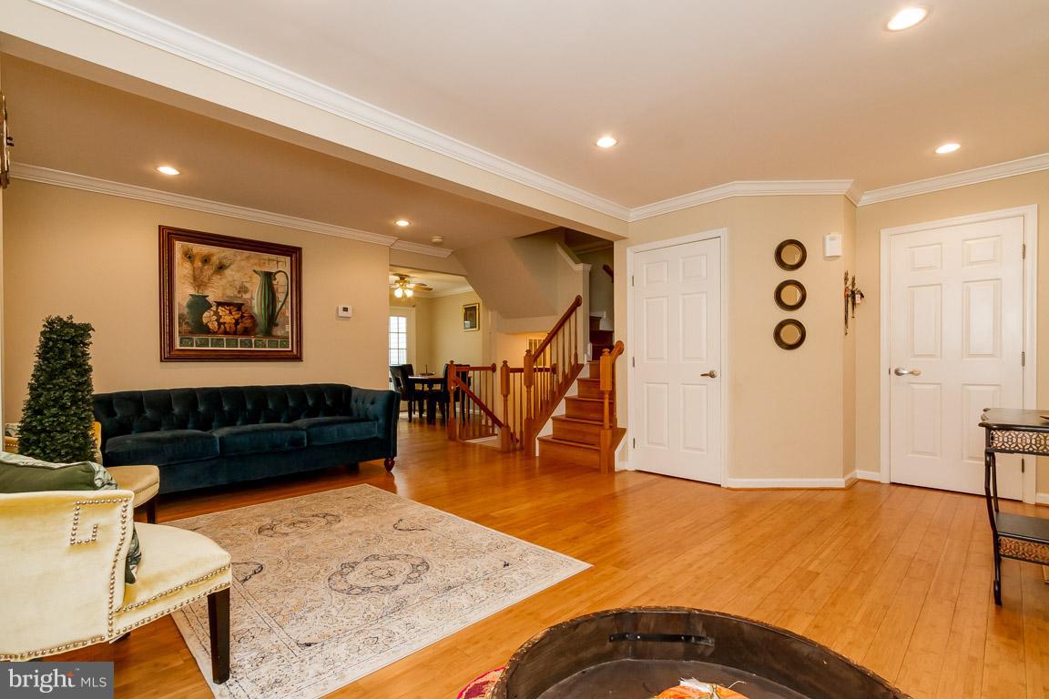 RIVERSIDE VILLAGES - Residential