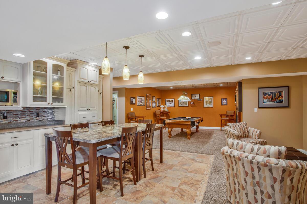 LAKEWOOD - Residential