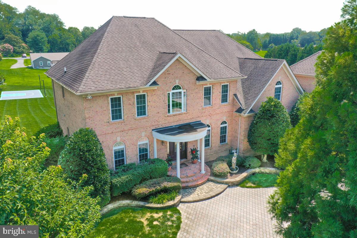 LAKEWOOD - Residential