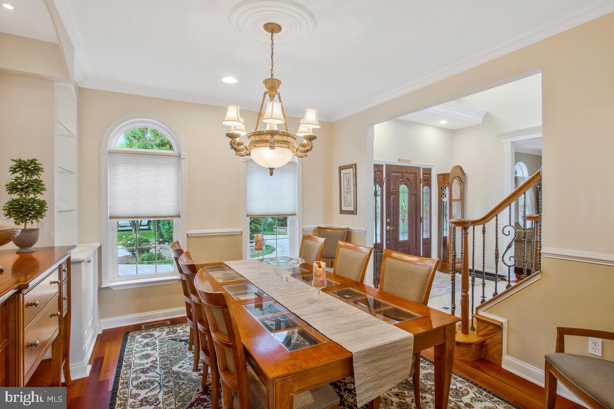 LAKEWOOD - Residential