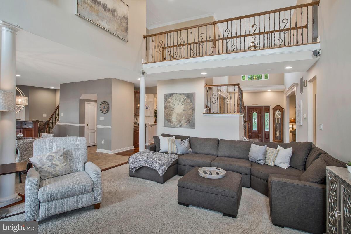 LAKEWOOD - Residential