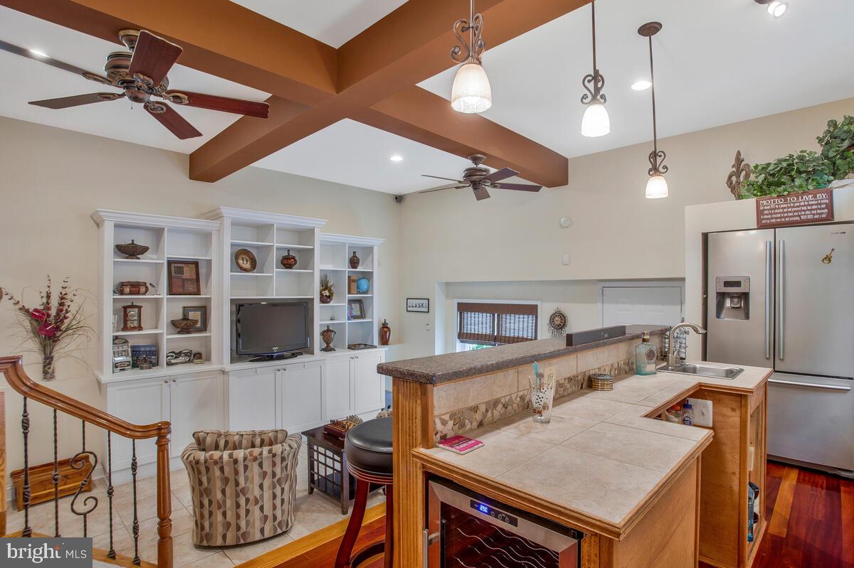 LAKEWOOD - Residential