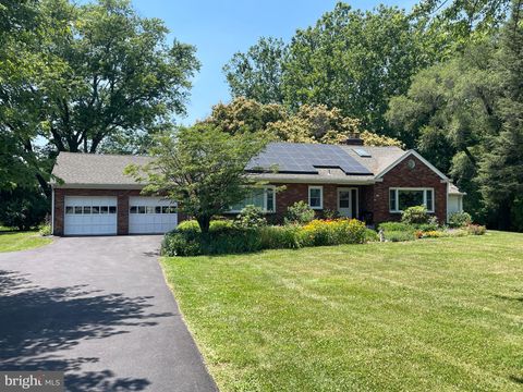 Photo of 536 N 2nd Street, Bainbridge, PA 17502 (MLS # PALA2054448)