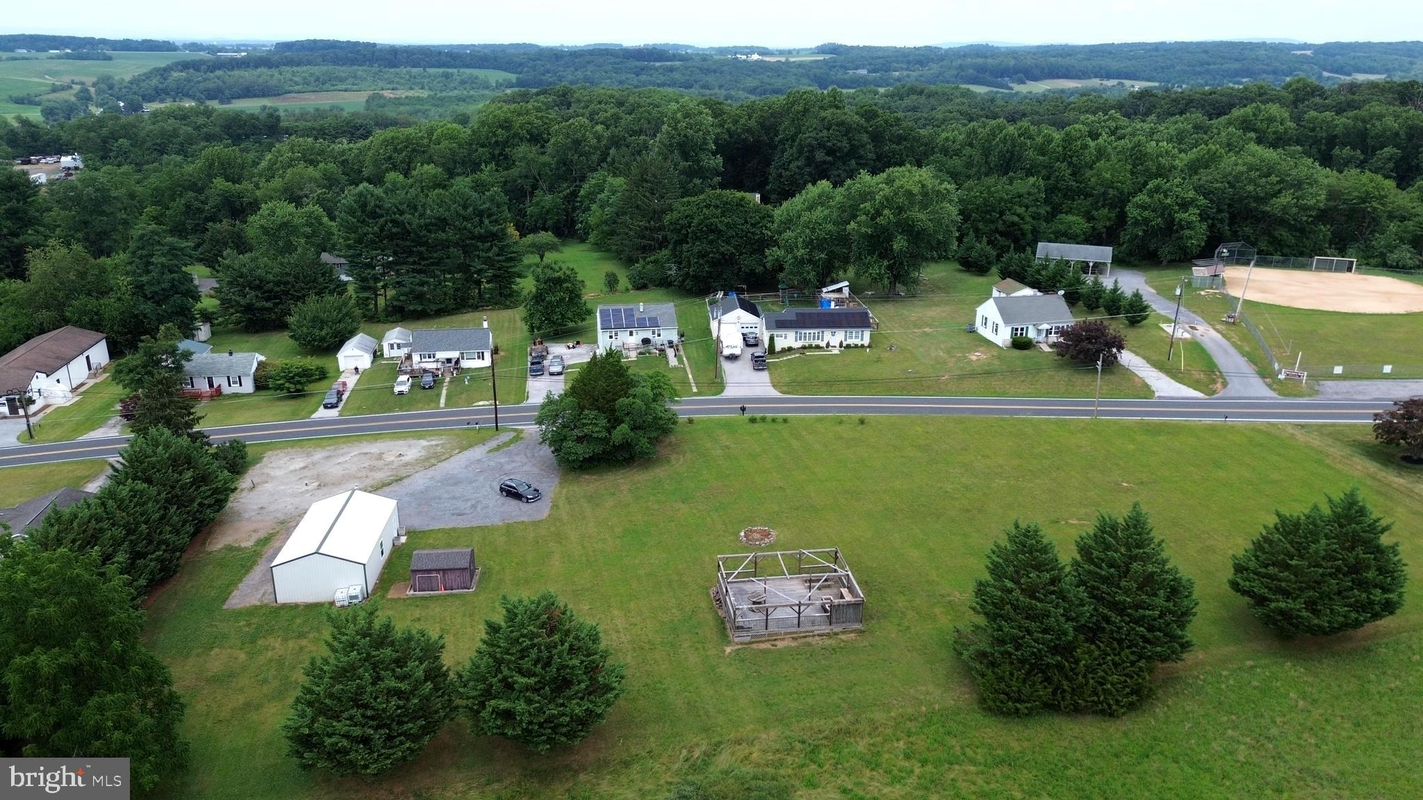 1303 CHERRYTOWN ROAD