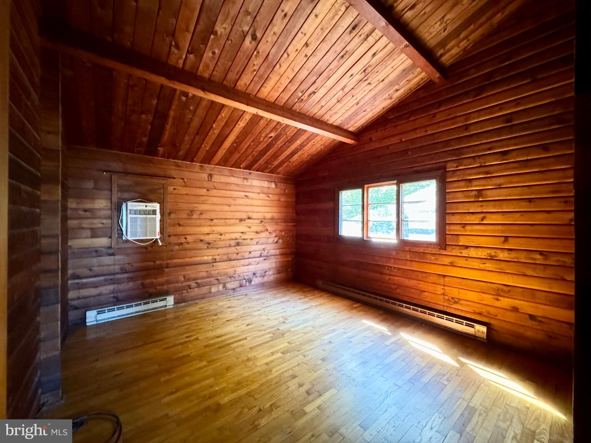 SHANNONDALE - Residential