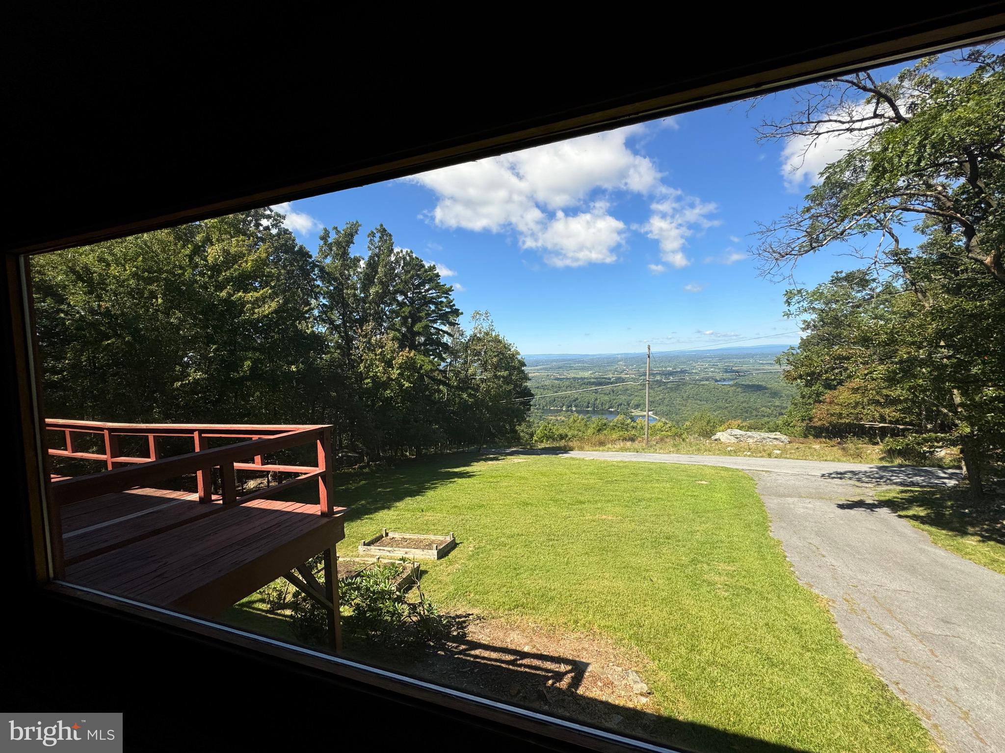 SHANNONDALE - Residential