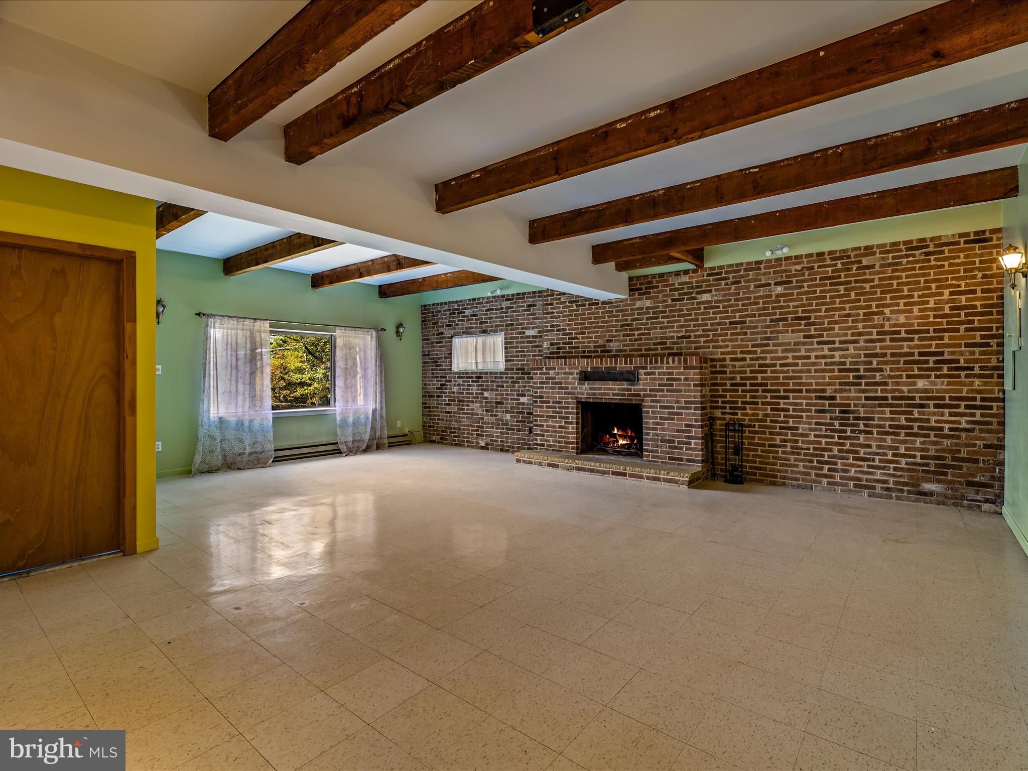 SHANNONDALE - Residential