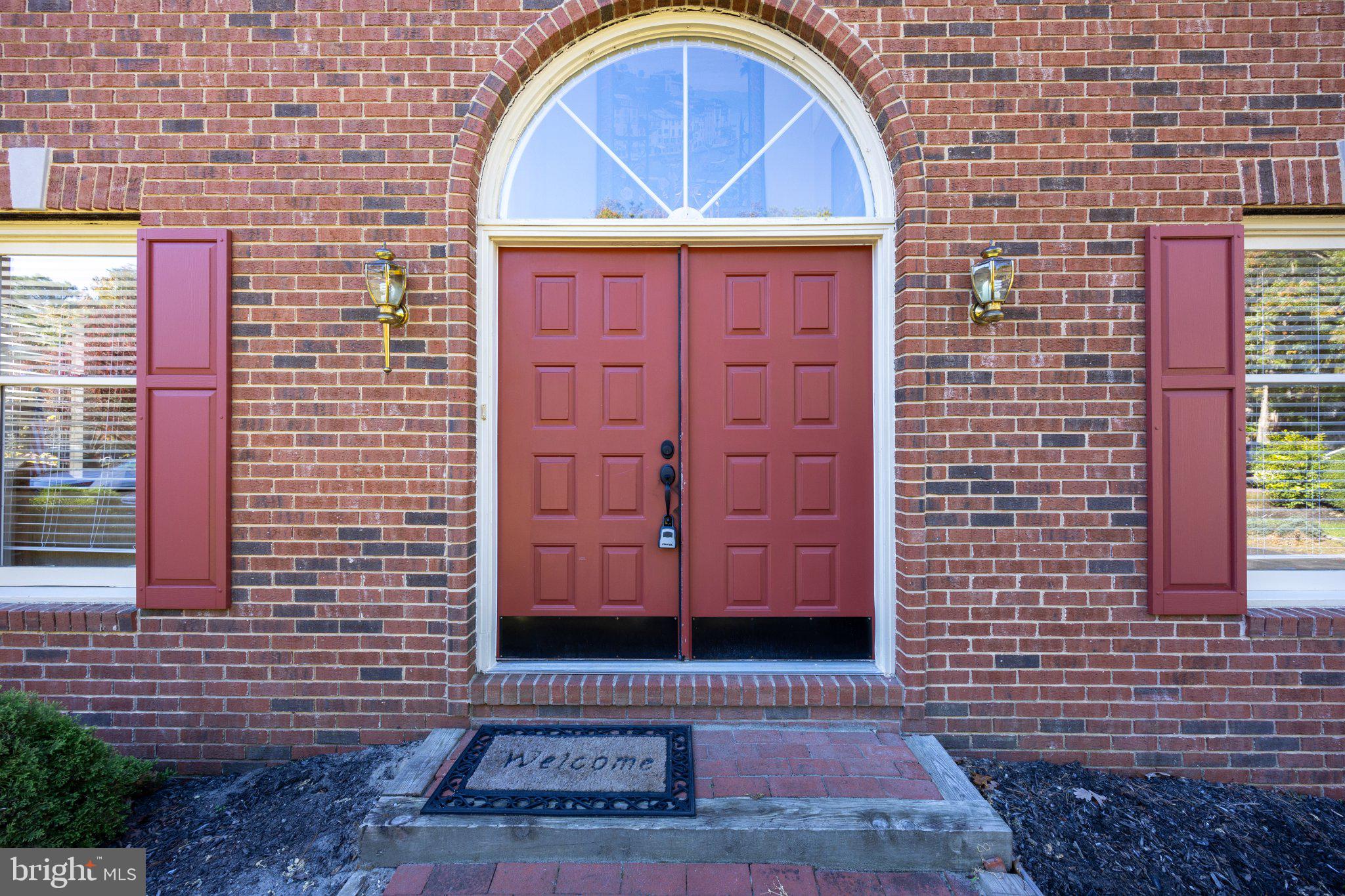 36 PICADILLY CIRCLE
