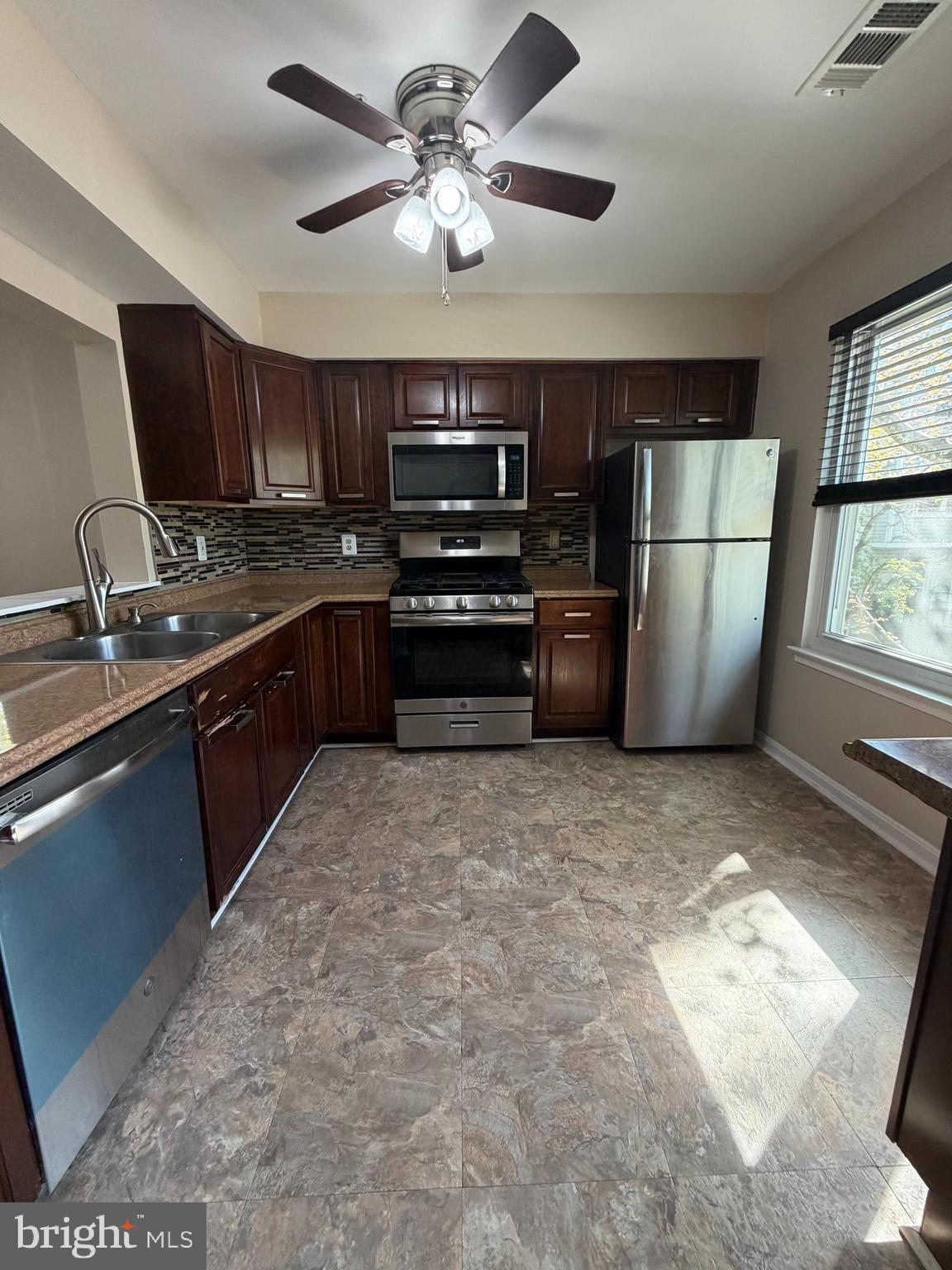 7212 TAMO COURT 7