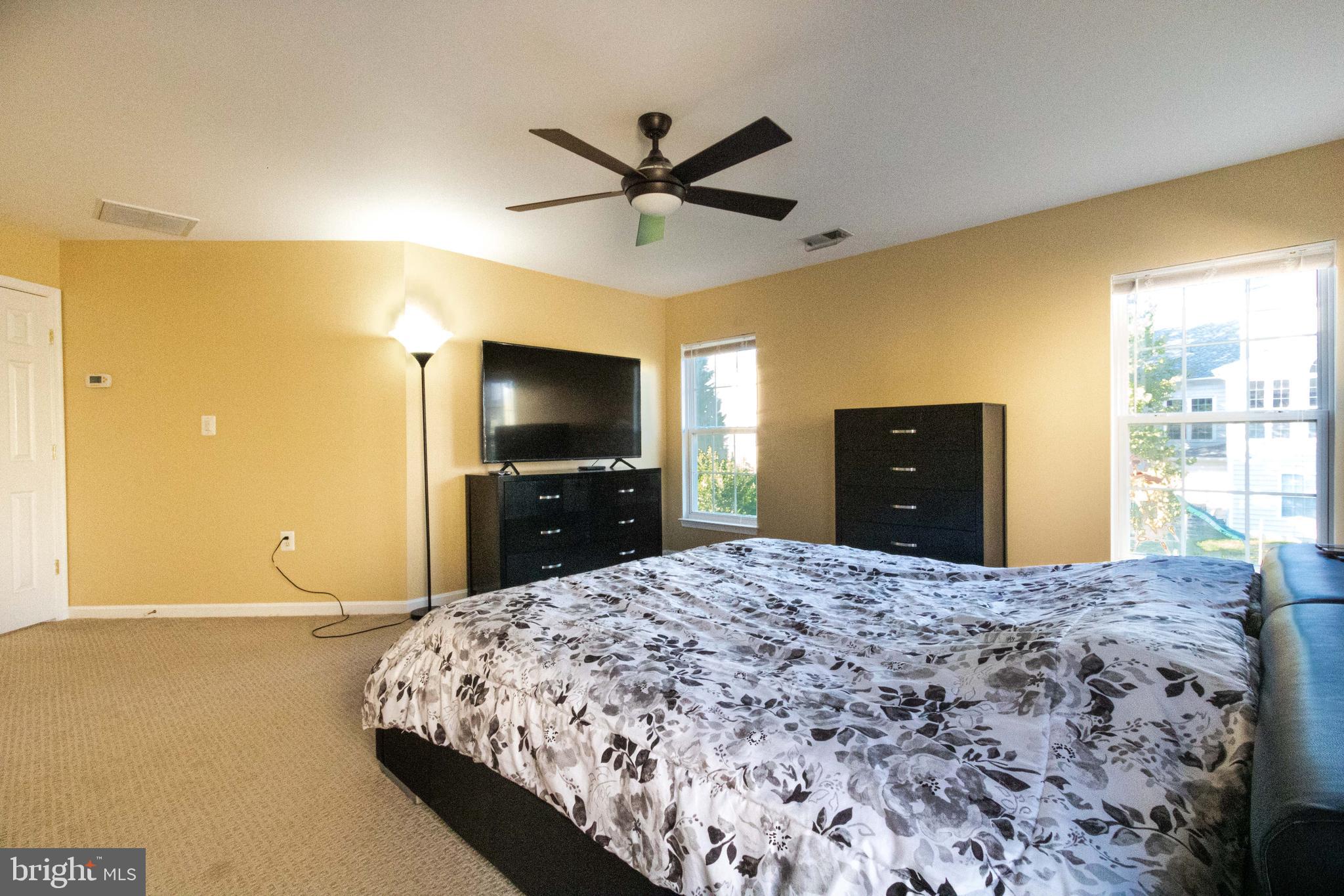 POTOMAC STATION - Residential