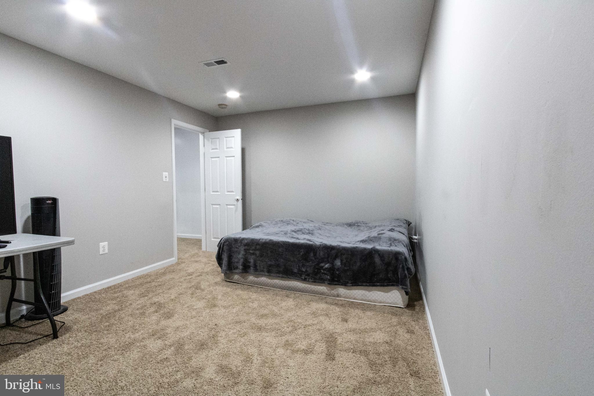 POTOMAC STATION - Residential