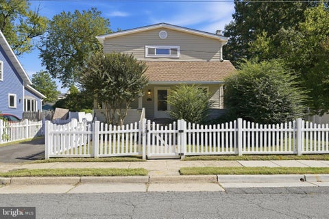 Photo of 2501 Dewitt Avenue, ALEXANDRIA, VA 22301 (MLS # VAAX2067030)