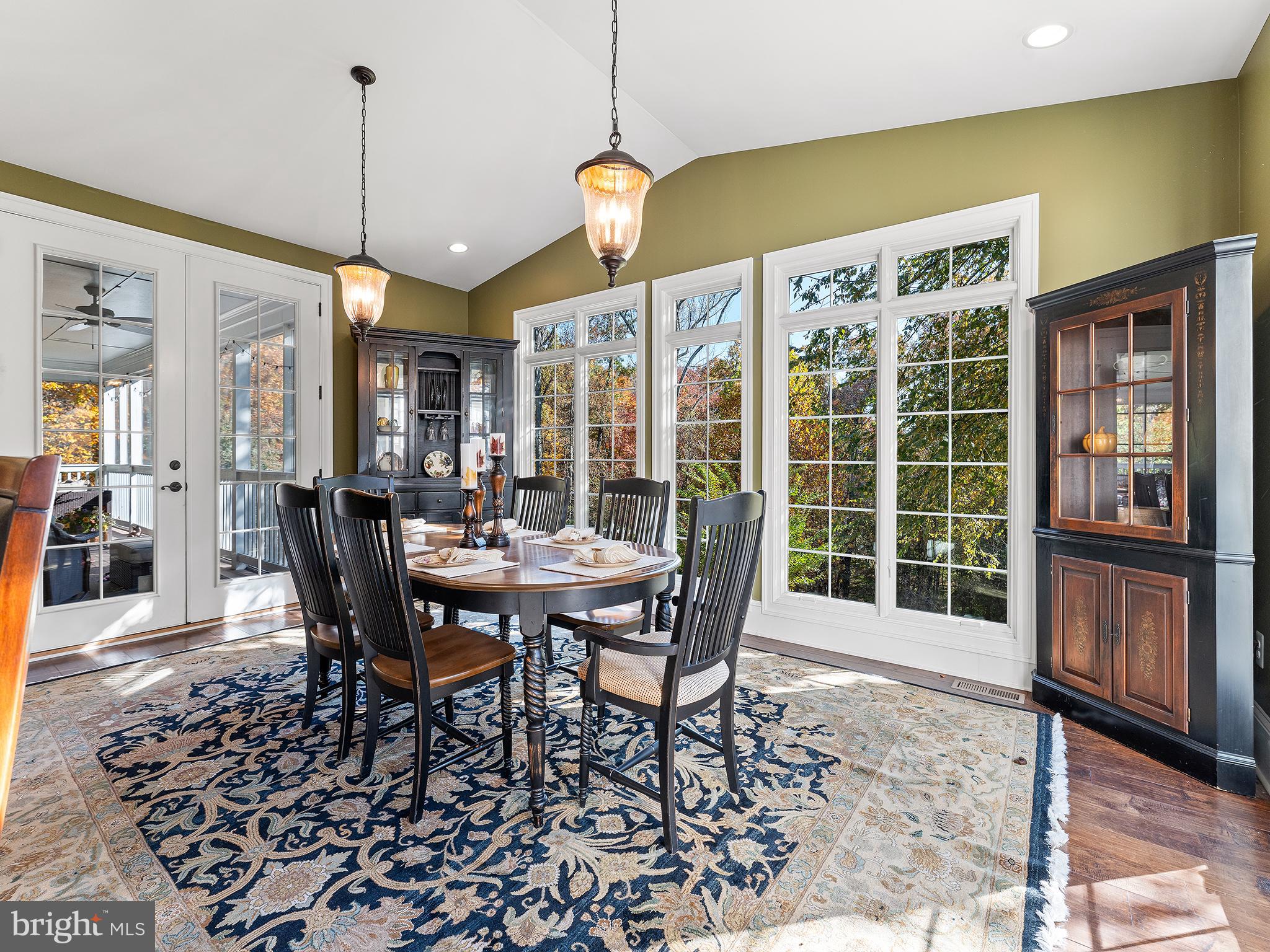 HIGHLAND OAKS - Residential