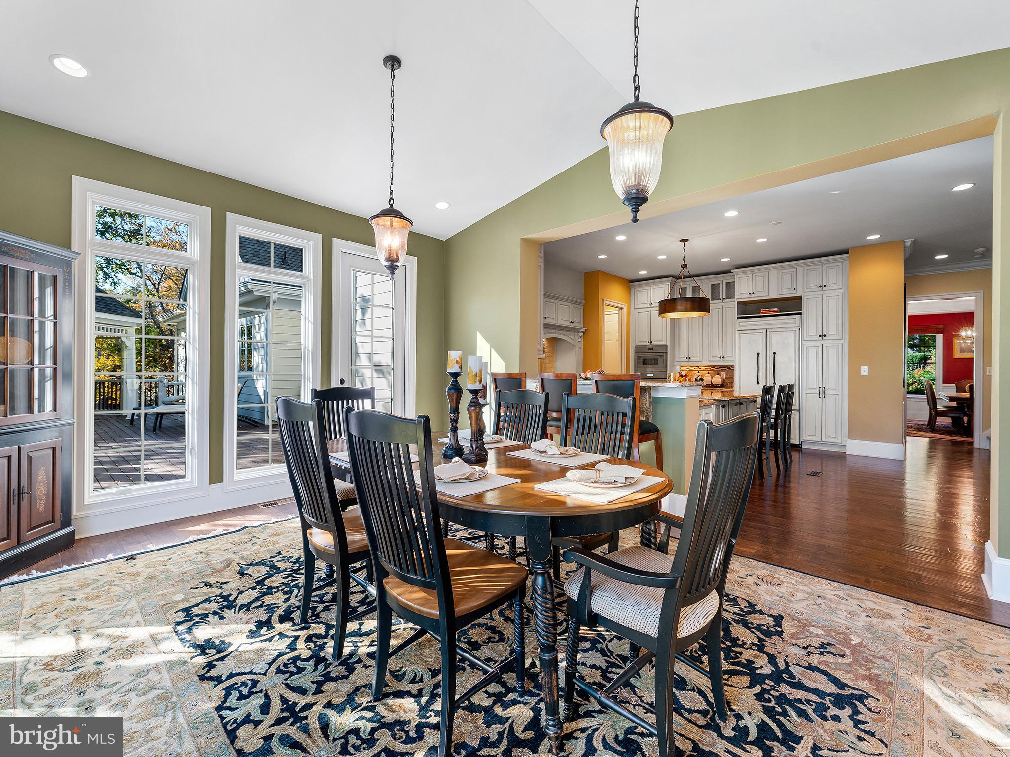 HIGHLAND OAKS - Residential