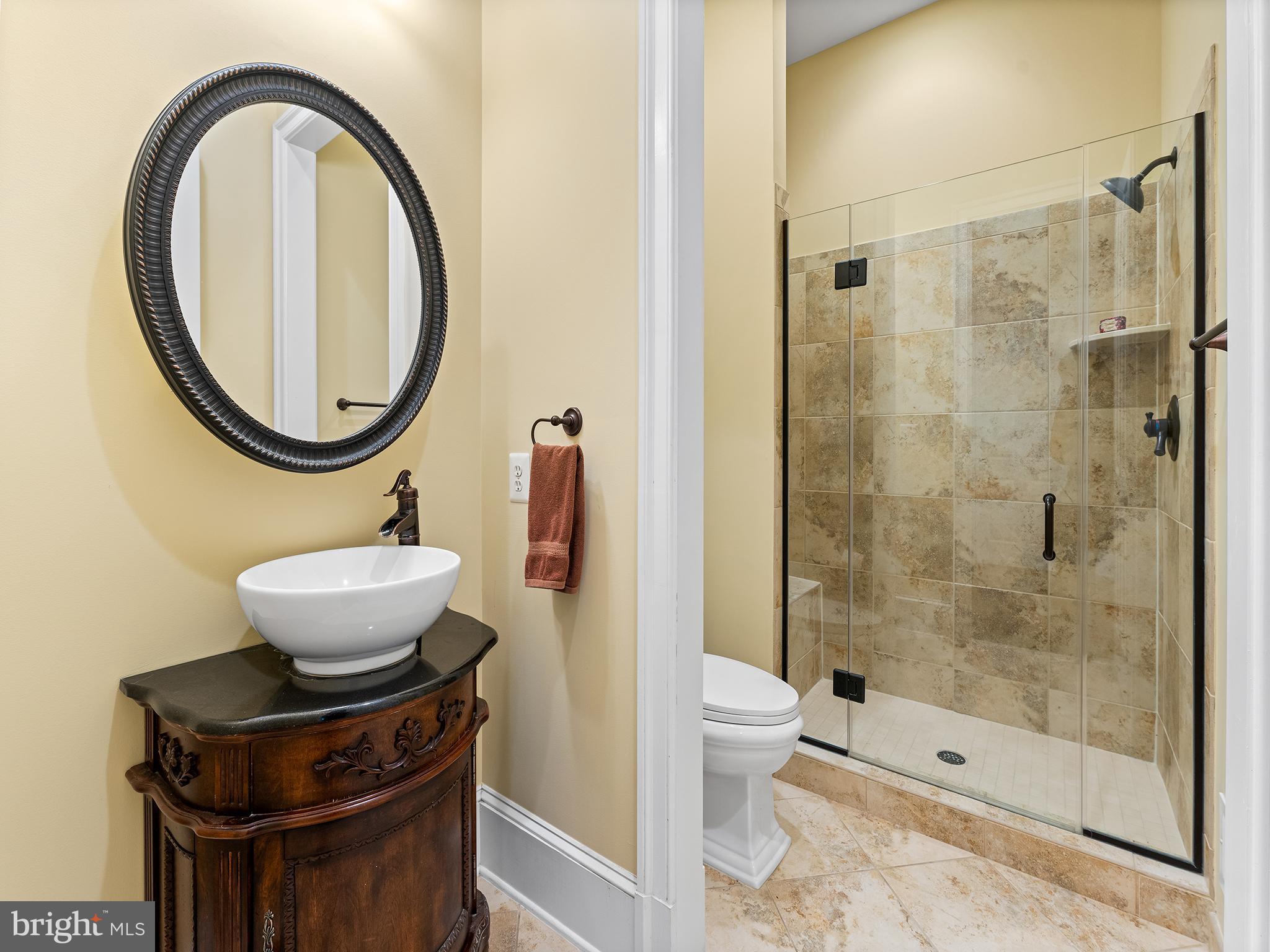 HIGHLAND OAKS - Residential