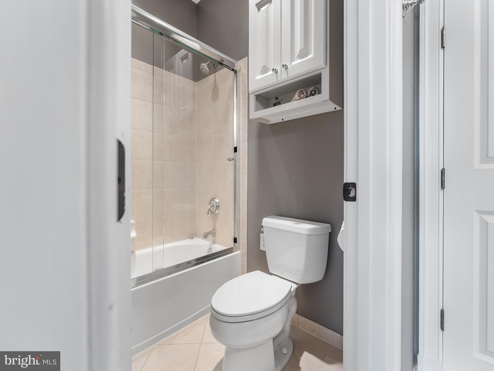 HIGHLAND OAKS - Residential