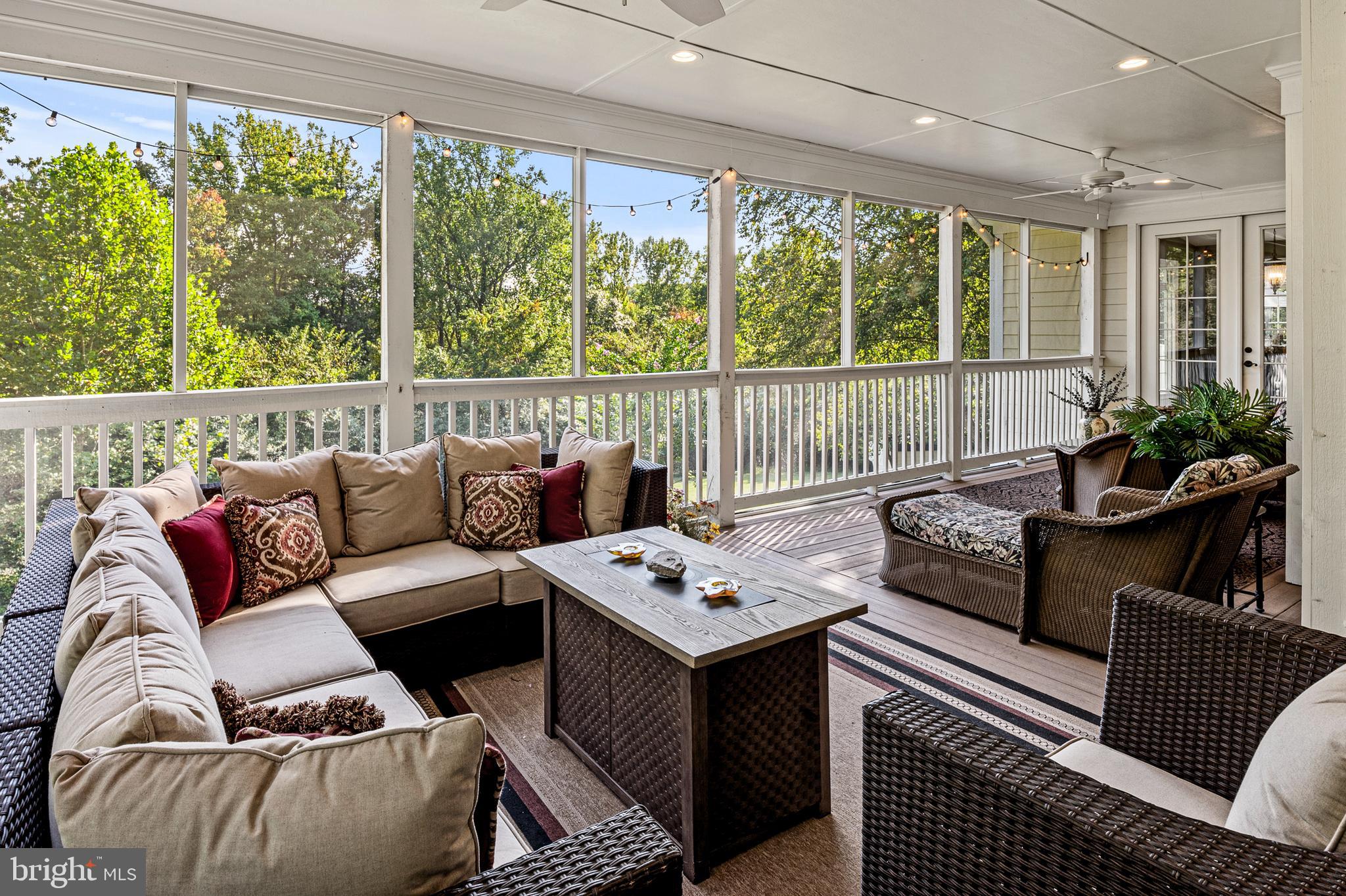 HIGHLAND OAKS - Residential