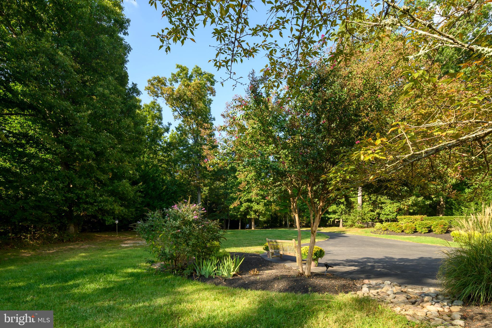 HIGHLAND OAKS - Residential